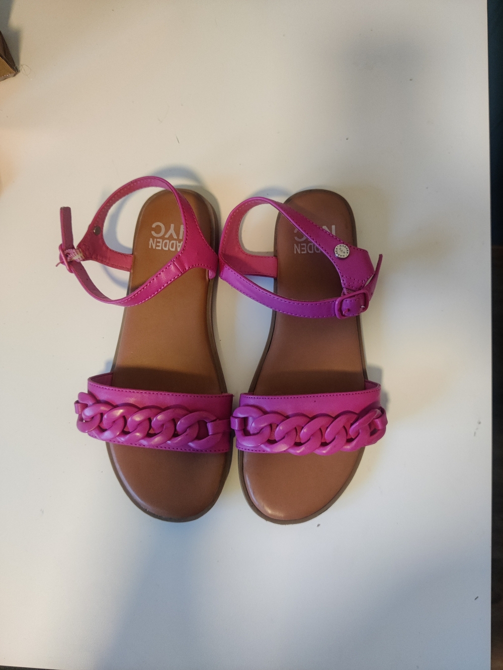 ( ⭐5/20)Madden Girl Girls Hot Pink Chain-Trim Ankle Strap Sandals